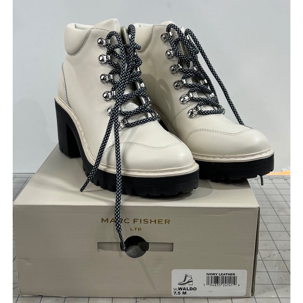 Women's Marc Fisher Ltd Waldo Lace-up Platform Bootie, Size 7.5 M White Lug Sole - Picture 1 of 10